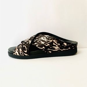 Gentle Souls Black Rock X-Band Sandal